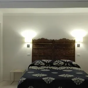 Piano Nobile Nocleg ze śniadaniem